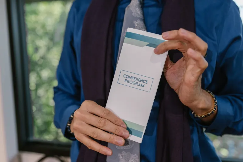 Closing the Deal in Ink: How Printed Materials Give B2B Sales Teams a Measurable Competitive Edge